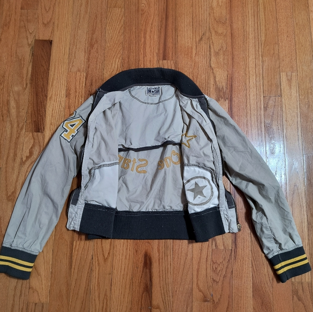 3/$10⭐ Converse One-Star crop bomber varsity jacket, wmn small, off-white/brown - Picture 12 of 14